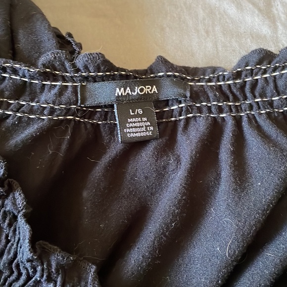 Cute peasant style dress. - Picture 3 of 3